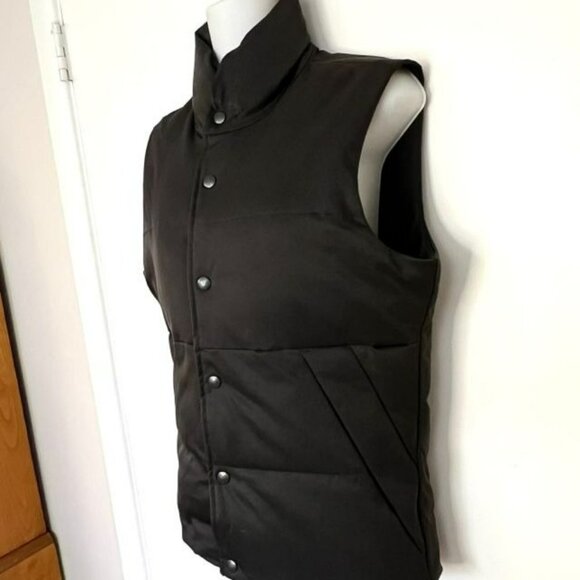 BANANA REPUBLIC MEN'S UNISEX HIGH QUALITY PRIMA LOFT BLACK PUFFER VEST SIZE XS - Picture 6 of 11